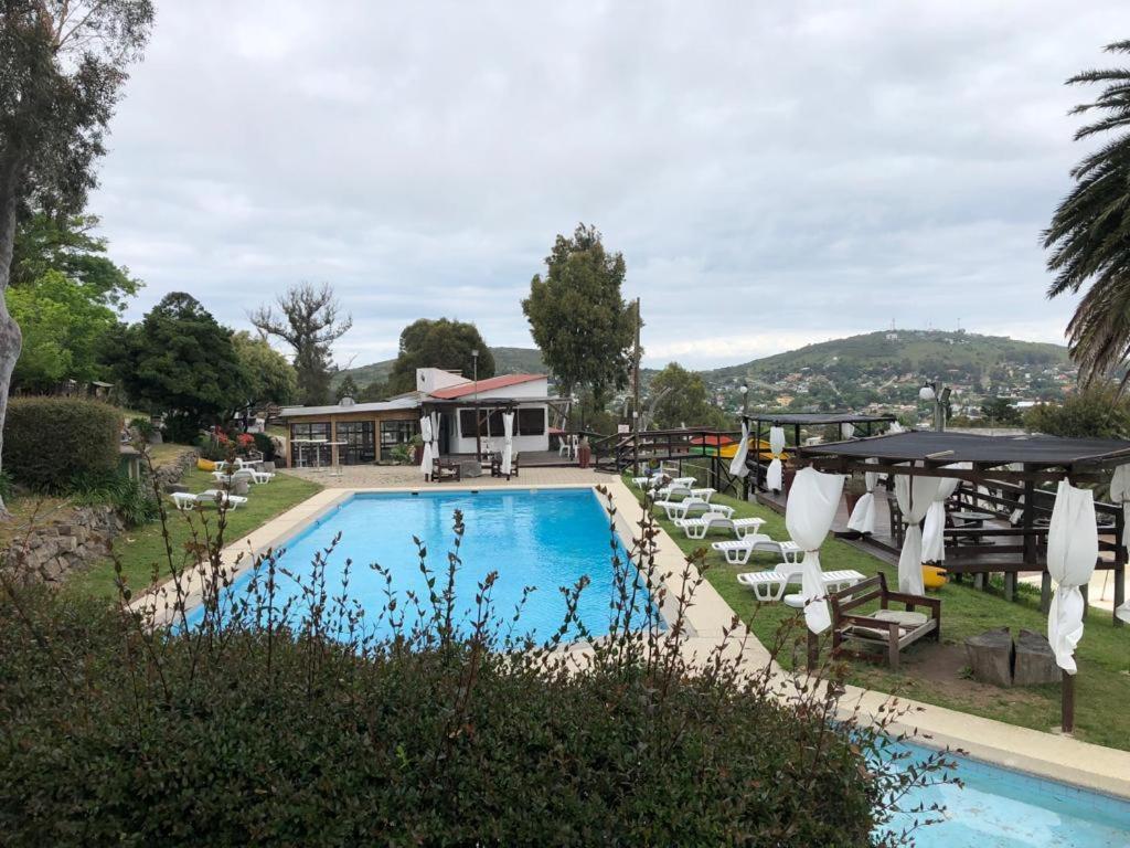 Complejo Laderas Del Cerro Hotel Piriapolis Exterior photo